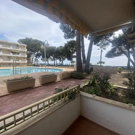 For A Internacional * Cambrils