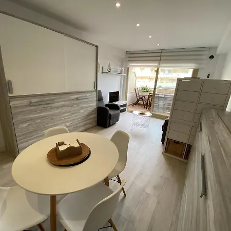 Apartment For A Internacional Cambrils